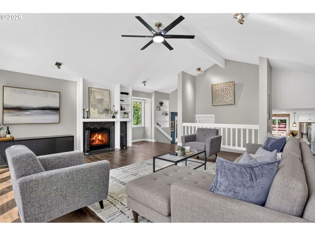12157 Se 106TH Ave, Happy Valley, OR 97086