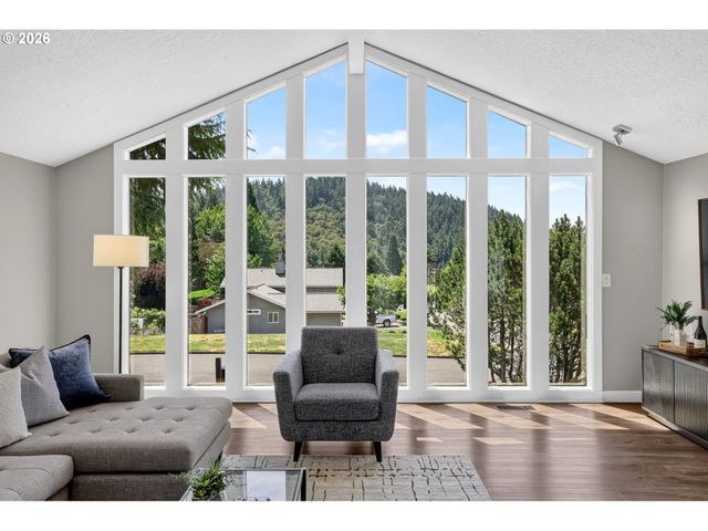 12157 Se 106TH Ave, Happy Valley, OR 97086