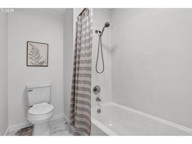 12157 Se 106TH Ave, Happy Valley, OR 97086