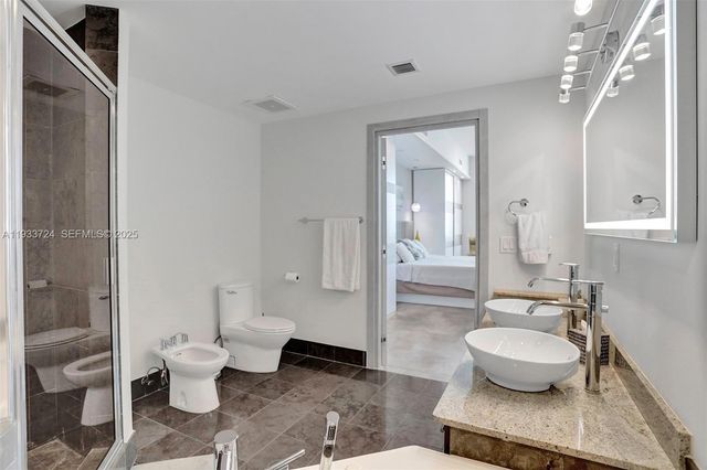 3029 NE 188th St 814, Aventura, FL 33180