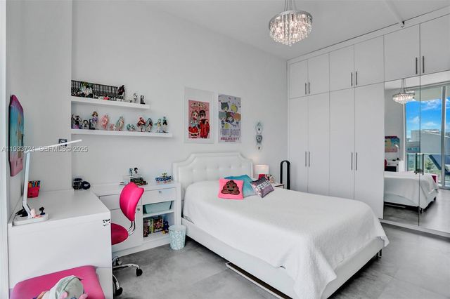 3029 NE 188th St 814, Aventura, FL 33180