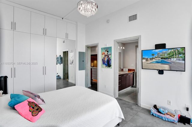 3029 NE 188th St 814, Aventura, FL 33180