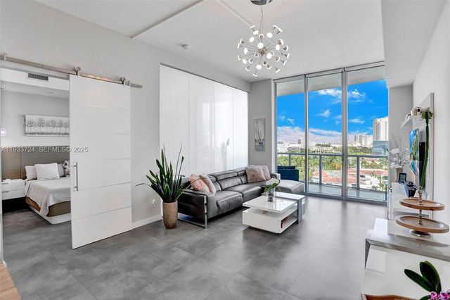 3029 NE 188th St 814, Aventura, FL 33180