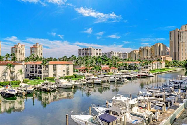 3029 NE 188th St 814, Aventura, FL 33180