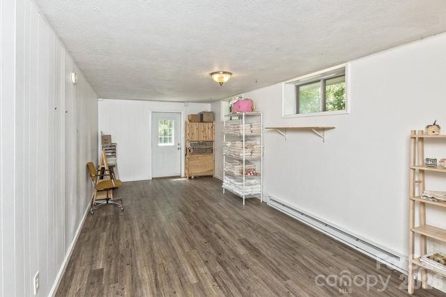 17 Rhododendron Place, Asheville, NC 28805