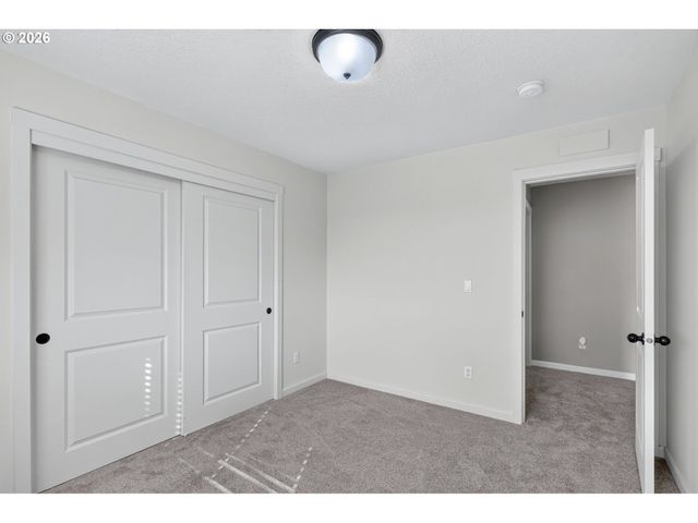 840 Ne CASCADIA RIDGE Dr, Estacada, OR 97023