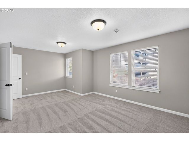 840 Ne CASCADIA RIDGE Dr, Estacada, OR 97023