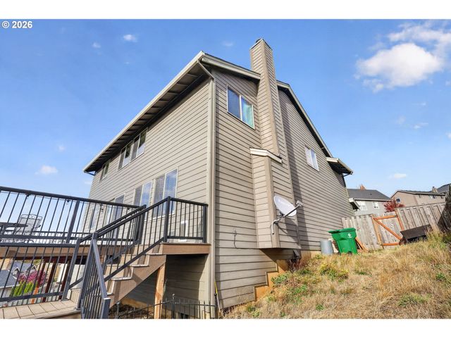 840 Ne CASCADIA RIDGE Dr, Estacada, OR 97023