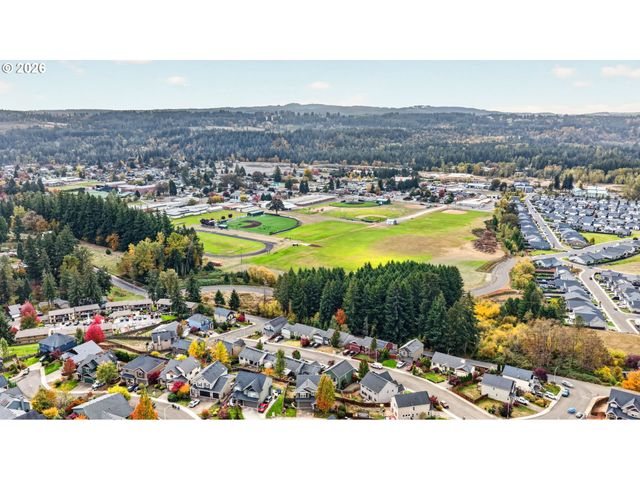 840 Ne CASCADIA RIDGE Dr, Estacada, OR 97023