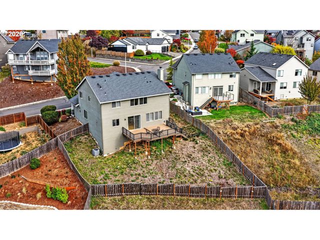 840 Ne CASCADIA RIDGE Dr, Estacada, OR 97023