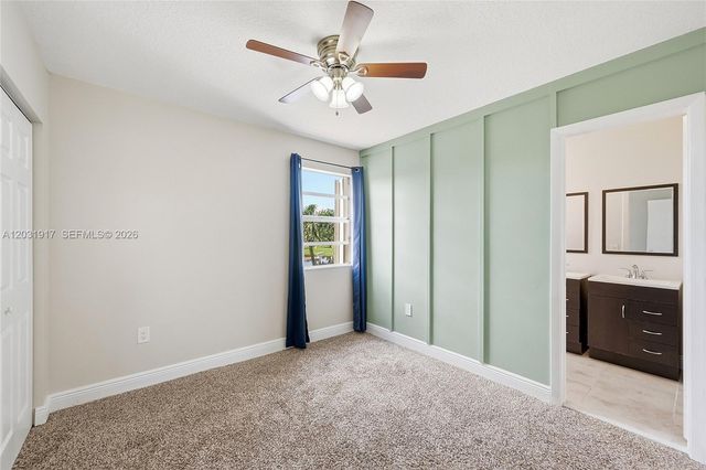 13760 Cumberland Place, Davie, FL 33325