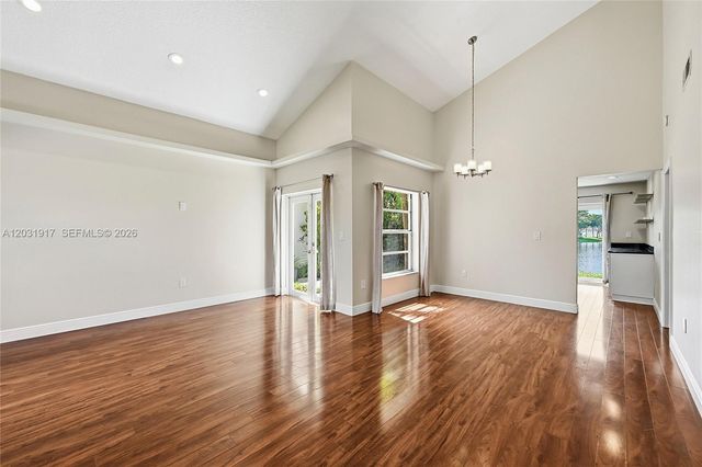 13760 Cumberland Place, Davie, FL 33325