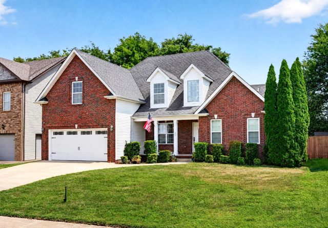 2473 Senseney Dr, Clarksville, TN 37042
