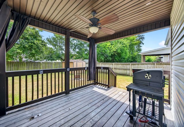 2473 Senseney Dr, Clarksville, TN 37042
