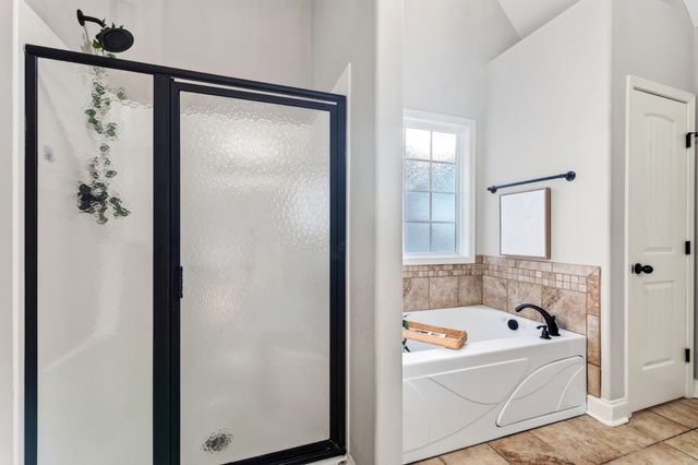 2473 Senseney Dr, Clarksville, TN 37042