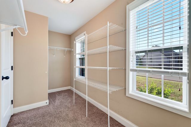 2473 Senseney Dr, Clarksville, TN 37042
