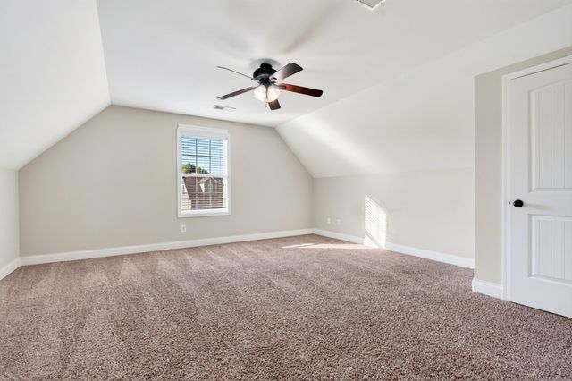 2473 Senseney Dr, Clarksville, TN 37042