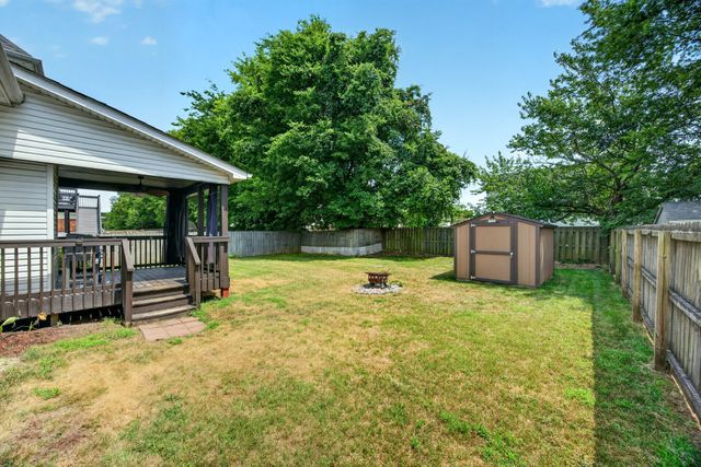 2473 Senseney Dr, Clarksville, TN 37042
