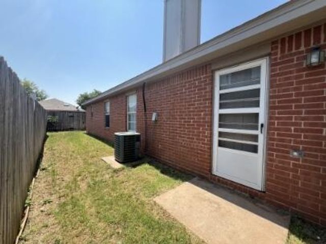 224 Grover Avenue, Lubbock, TX 79416