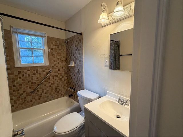 1253 Devander Drive, Mobile, AL 36608