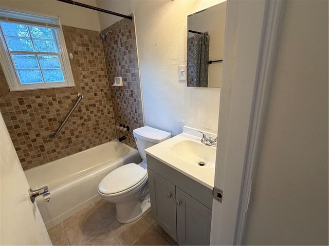 1253 Devander Drive, Mobile, AL 36608