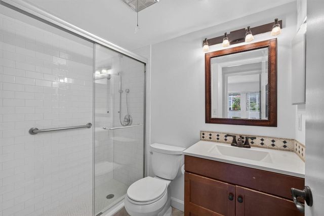 18081 SE COUNTRY CLUB Drive 9-83, Jupiter, FL 33469