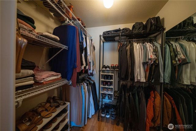 230 E Hawthorne Place, Port Angeles, WA 98362