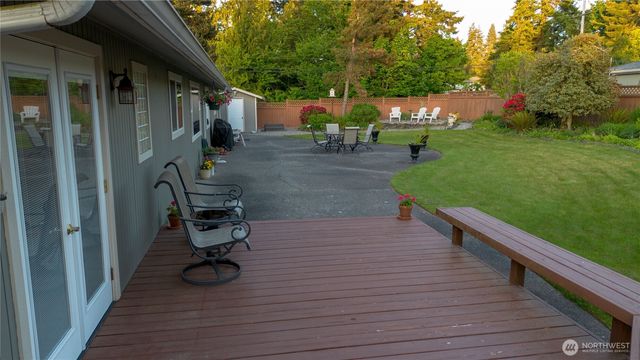230 E Hawthorne Place, Port Angeles, WA 98362