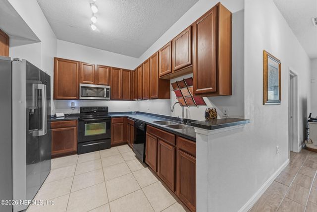 7071 DEER LODGE Circle 103, Jacksonville, FL 32256