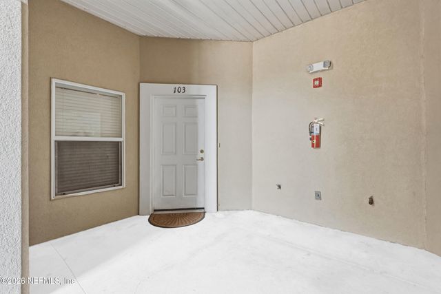 7071 DEER LODGE Circle 103, Jacksonville, FL 32256