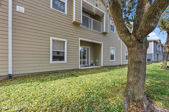 7071 DEER LODGE Circle 103, Jacksonville, FL 32256