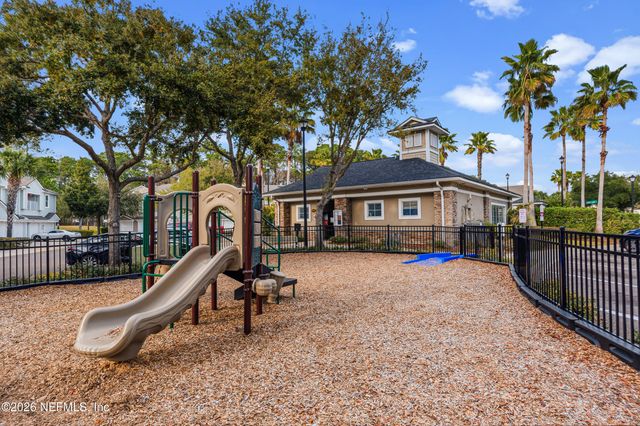 7071 DEER LODGE Circle 103, Jacksonville, FL 32256