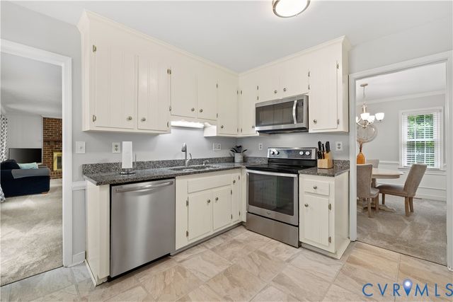 7818 Little Ridge Ct, Chesterfield, VA 23832