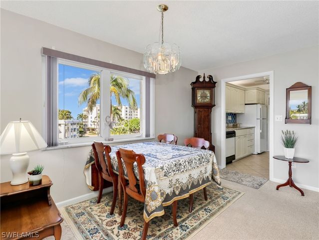 2150 Gulf Shore BLVD N 407, Naples, FL 34102