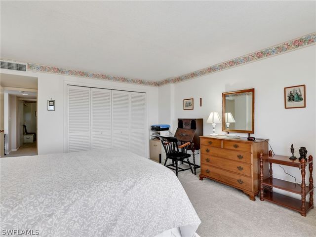 2150 Gulf Shore BLVD N 407, Naples, FL 34102