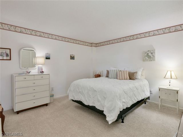 2150 Gulf Shore BLVD N 407, Naples, FL 34102