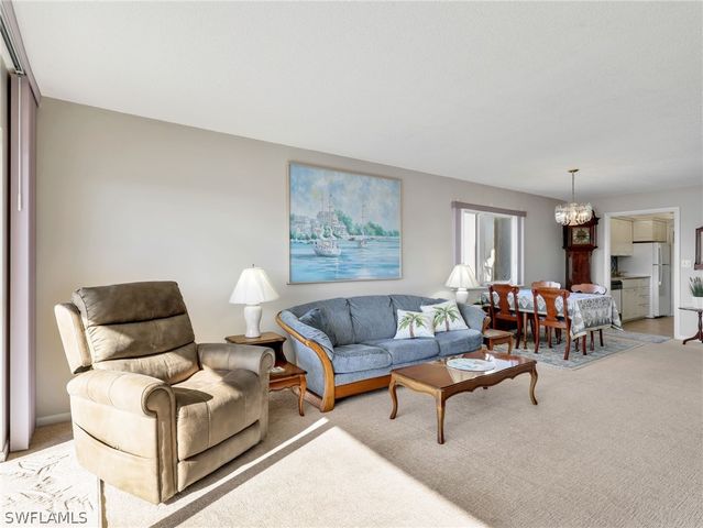 2150 Gulf Shore BLVD N 407, Naples, FL 34102