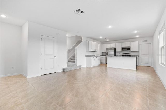 14942 WINDFLOWER ALLEY, Winter Garden, FL 34787