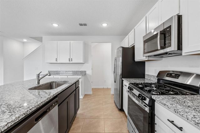 14942 WINDFLOWER ALLEY, Winter Garden, FL 34787