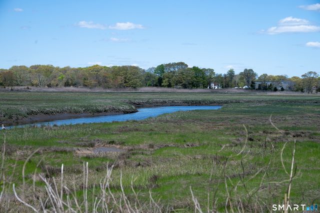 100 Pratt Road, Clinton, CT 06413