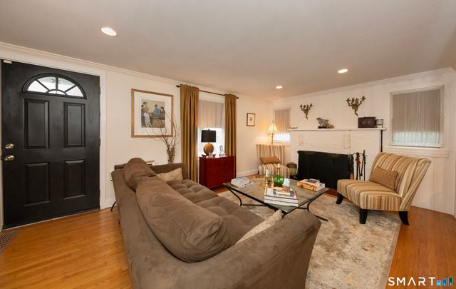 100 Pratt Road, Clinton, CT 06413