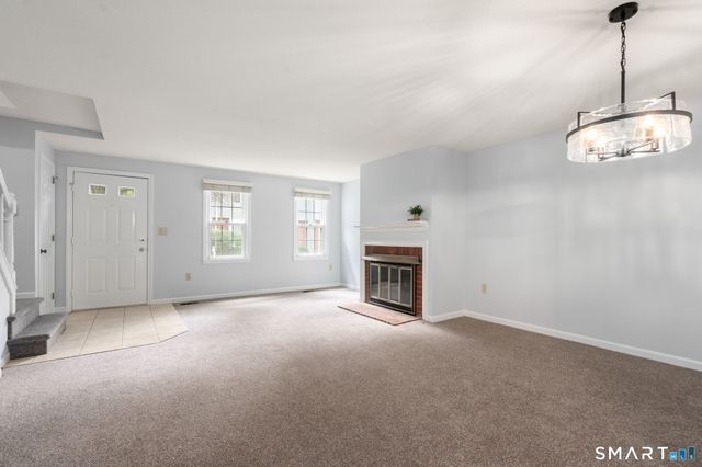3 Barrington Drive C, Wethersfield, CT 06033