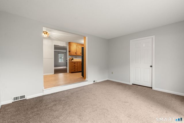 3 Barrington Drive C, Wethersfield, CT 06033