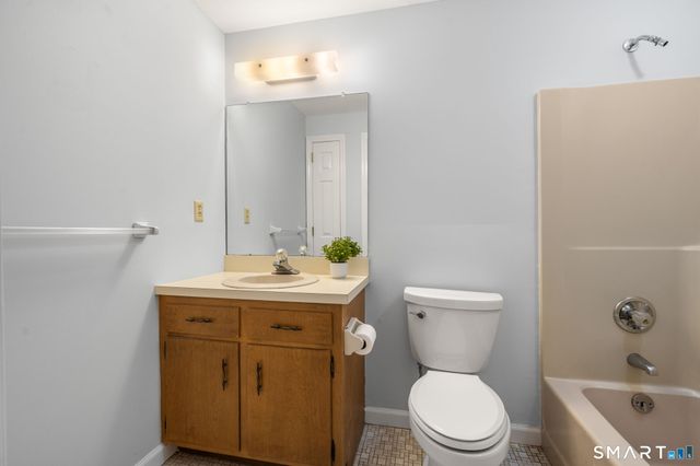 3 Barrington Drive C, Wethersfield, CT 06033