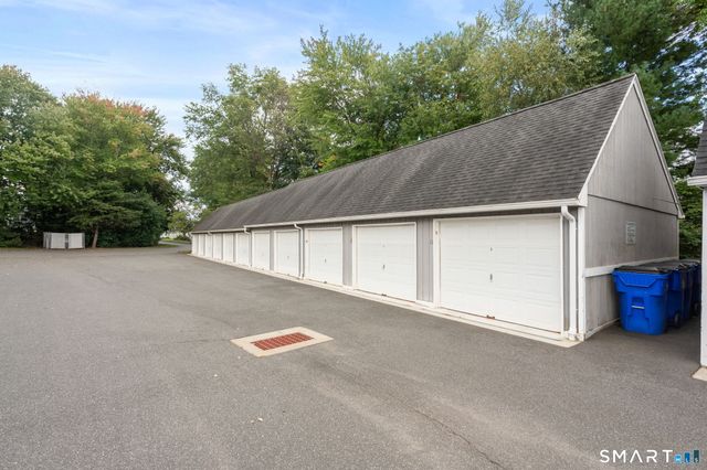 3 Barrington Drive C, Wethersfield, CT 06033