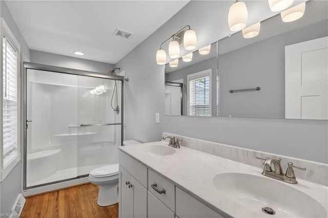 547 Fox Hill Road, Hampton, VA 23669
