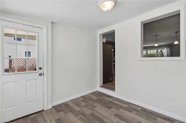 547 Fox Hill Road, Hampton, VA 23669