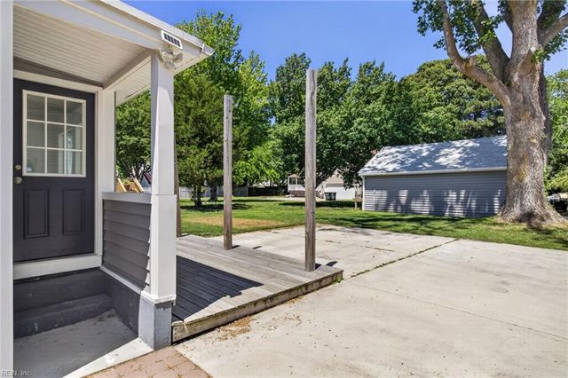 547 Fox Hill Road, Hampton, VA 23669