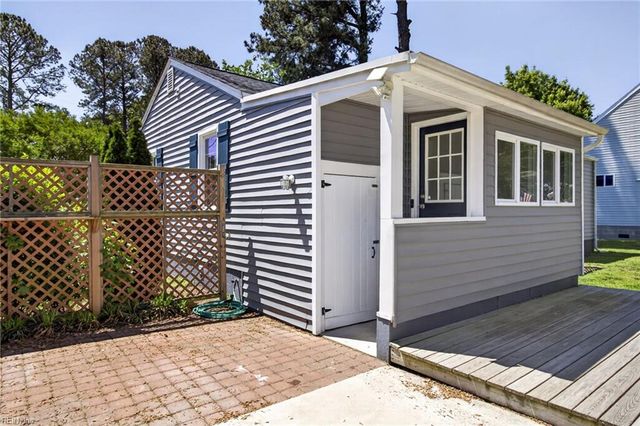 547 Fox Hill Road, Hampton, VA 23669
