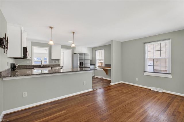 547 Fox Hill Road, Hampton, VA 23669
